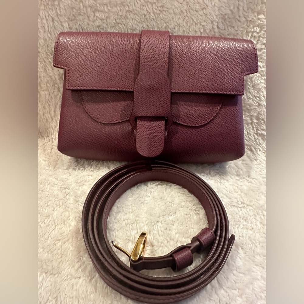 Never carried Senreve Aria belt bag in Bordeaux. New model!